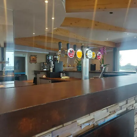 Neptunus فندق مبيت وإفطار