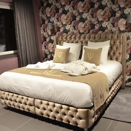 Neptunus Bed and breakfast 2*