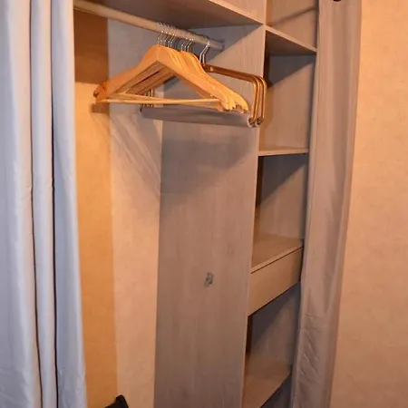 Neptunus فندق مبيت وإفطار 2*