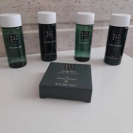 فندق مبيت وإفطار Neptunus نيوبورت