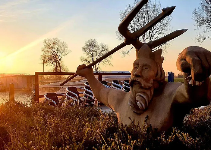 Neptunus Bed & Breakfast 2*