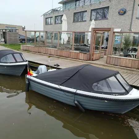 Neptunus Frühstückspension 2*